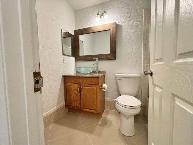 2990 NW 68th Avenue, Margate, FL 33063
