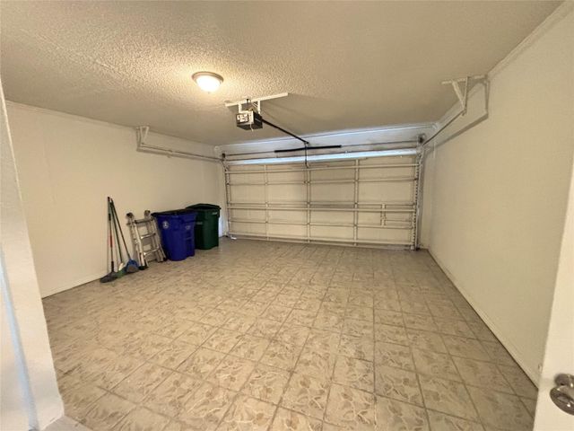 2990 NW 68th Avenue, Margate, FL 33063