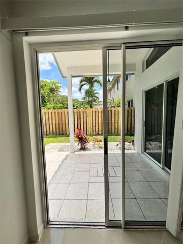 2990 NW 68th Avenue, Margate, FL 33063