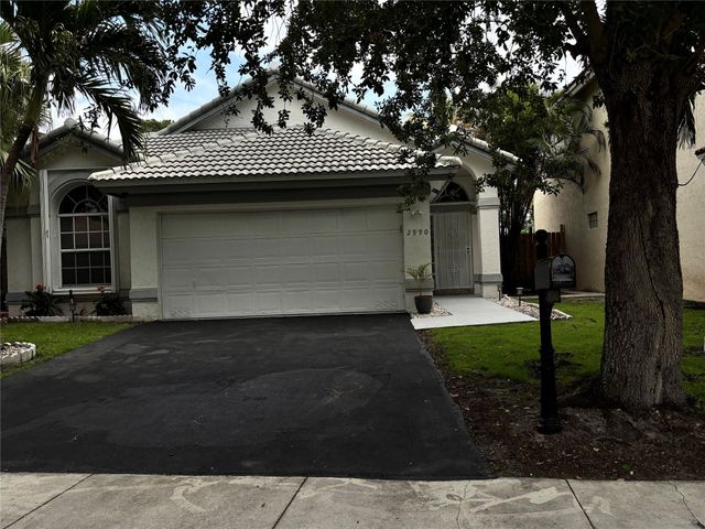 2990 NW 68th Avenue, Margate, FL 33063