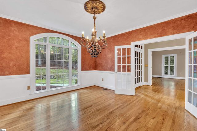 388 Pinehurst Drive, Spartanburg, SC 29306