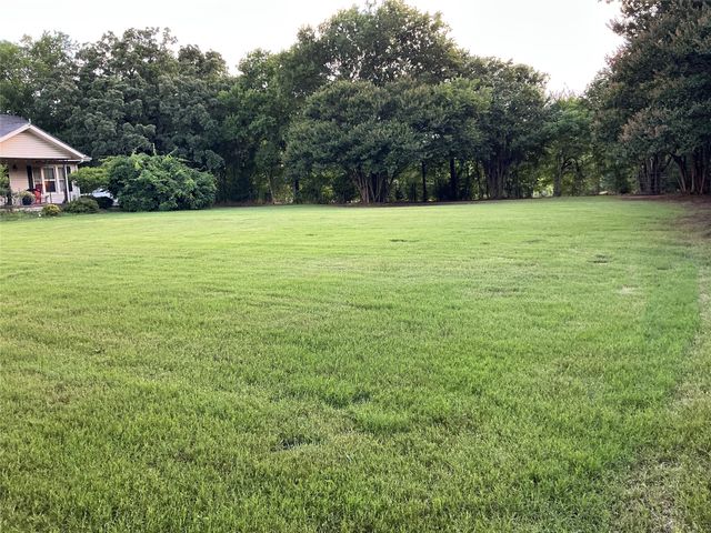 2330 Knight Road, Denison, TX 75020