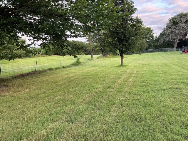 2330 Knight Road, Denison, TX 75020