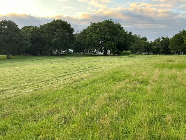 2330 Knight Road, Denison, TX 75020