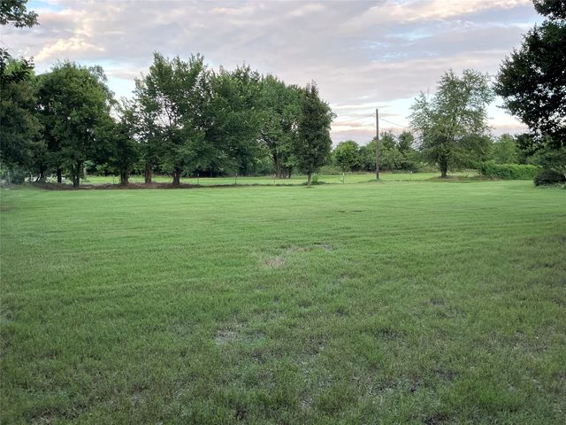 2330 Knight Road, Denison, TX 75020
