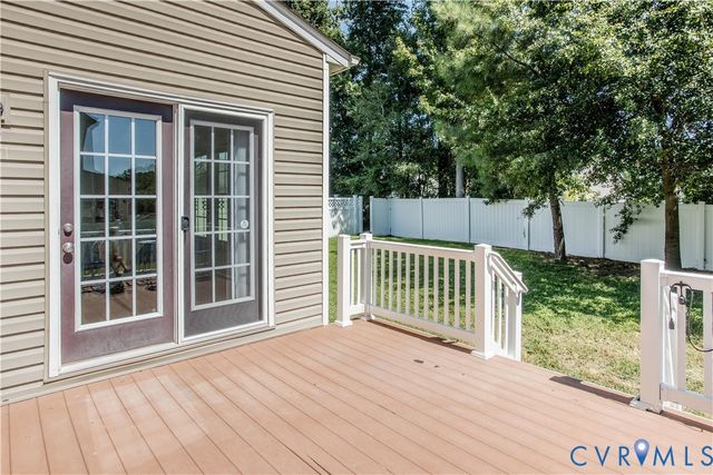 8807 Proctors Run Dr, Chester, VA 23237