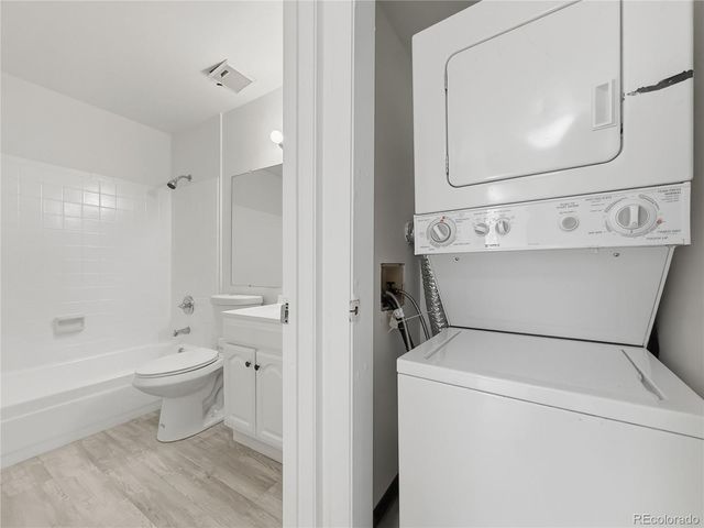 942 S Dearborn Way 10, Aurora, CO 80012