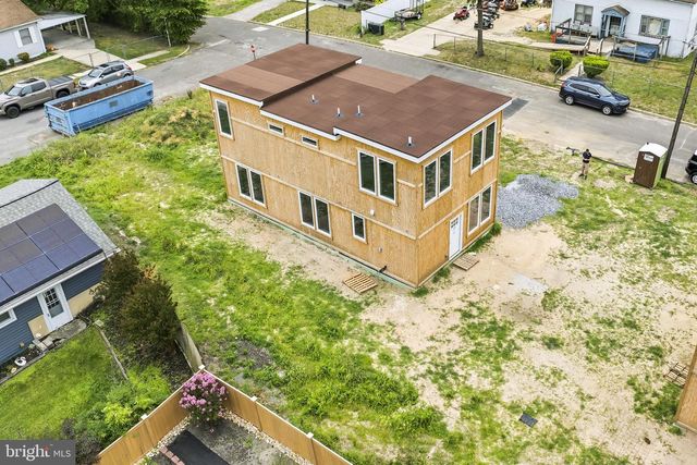 43 E HODGES AVE, Lawnside, NJ 08045
