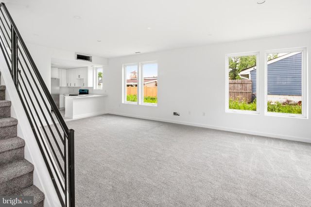 43 E HODGES AVE, Lawnside, NJ 08045