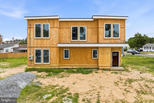 43 E HODGES AVE, Lawnside, NJ 08045