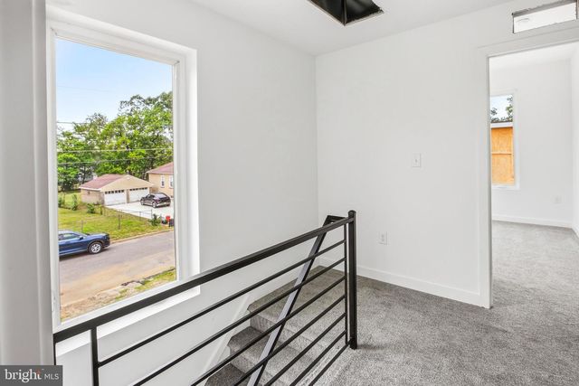 43 E HODGES AVE, Lawnside, NJ 08045