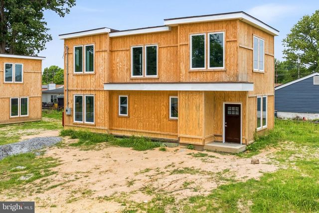 43 E HODGES AVE, Lawnside, NJ 08045