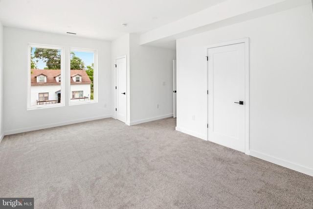 43 E HODGES AVE, Lawnside, NJ 08045