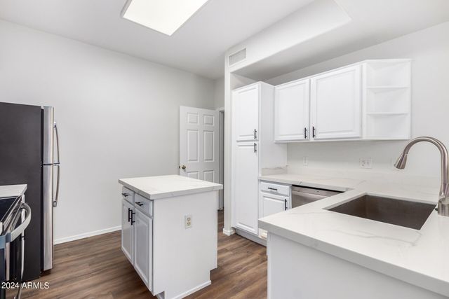 9550 E THUNDERBIRD Road 130, Scottsdale, AZ 85260