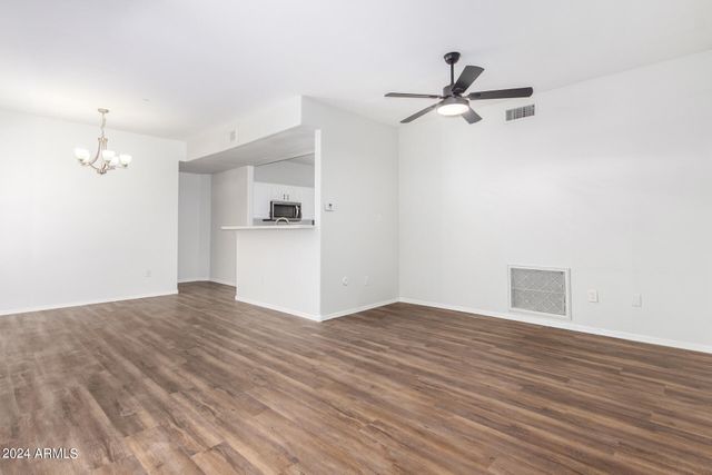 9550 E THUNDERBIRD Road 130, Scottsdale, AZ 85260