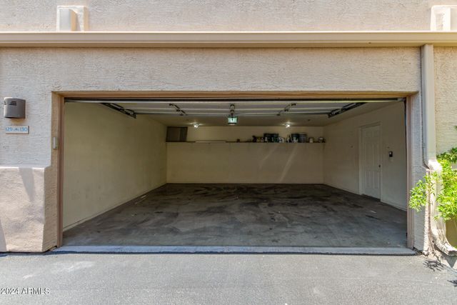 9550 E THUNDERBIRD Road 130, Scottsdale, AZ 85260