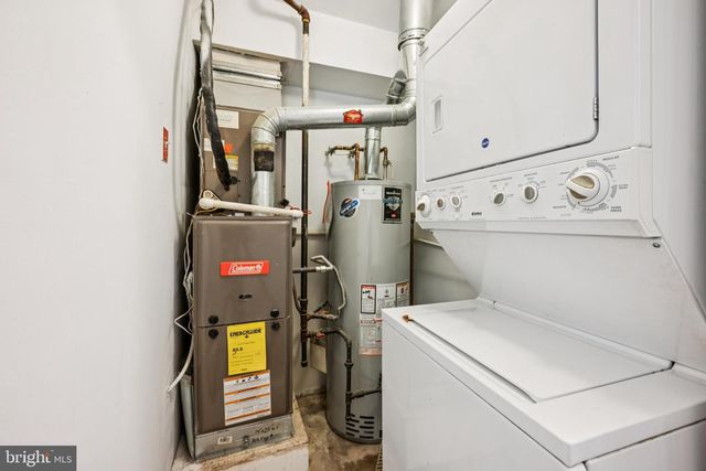 4505 ABERDEEN LN, Blackwood, NJ 08012