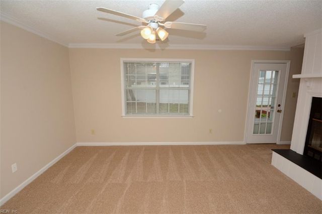 921 Daimler DR, Virginia Beach, VA 23454