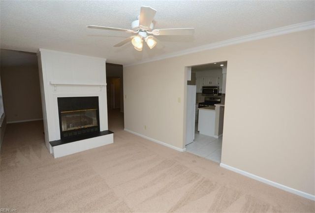 921 Daimler DR, Virginia Beach, VA 23454