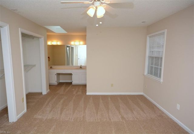 921 Daimler DR, Virginia Beach, VA 23454