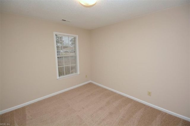 921 Daimler DR, Virginia Beach, VA 23454