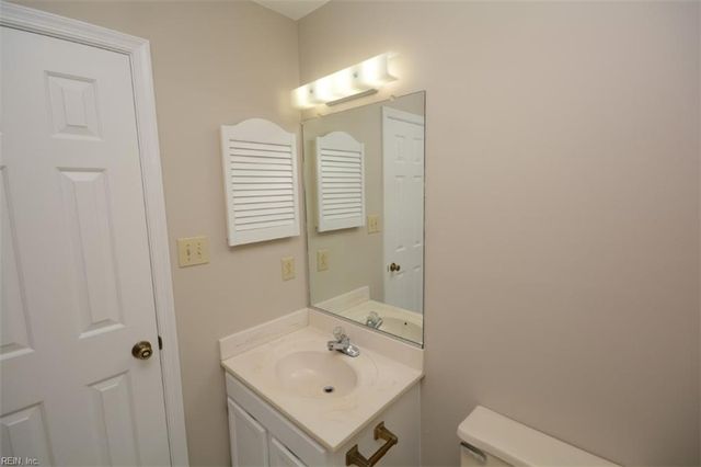 921 Daimler DR, Virginia Beach, VA 23454