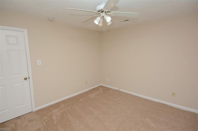 921 Daimler DR, Virginia Beach, VA 23454