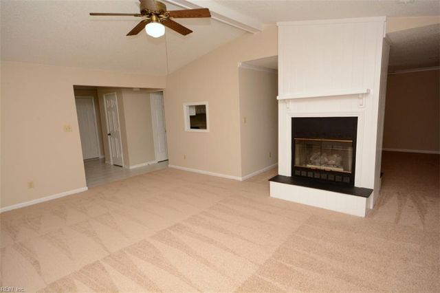 921 Daimler DR, Virginia Beach, VA 23454