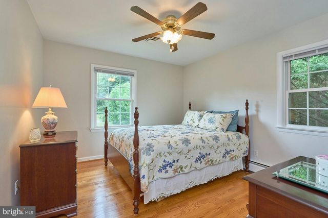 10800 KELLEY DR, Fairfax, VA 22030