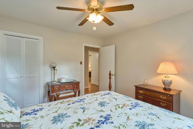 10800 KELLEY DR, Fairfax, VA 22030