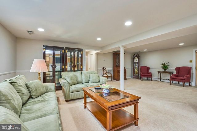 10800 KELLEY DR, Fairfax, VA 22030