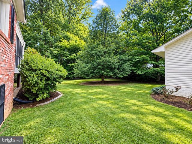 10800 KELLEY DR, Fairfax, VA 22030