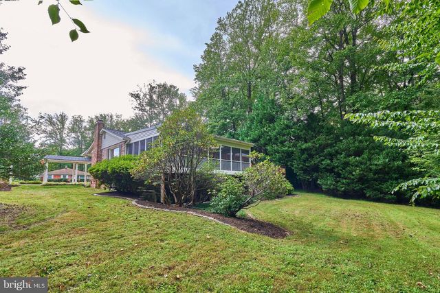 10800 KELLEY DR, Fairfax, VA 22030