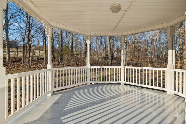 5205 SE Tater Peeler Rd, Lebanon, TN 37090