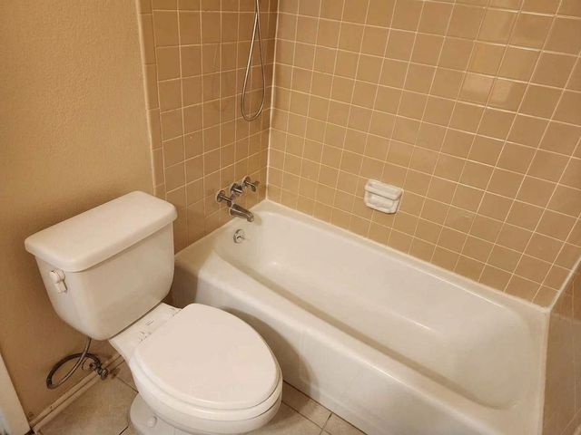 2600 Penny LN 116, Austin, TX 78757