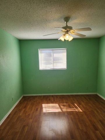 2600 Penny LN 116, Austin, TX 78757