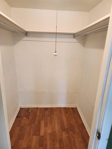 2600 Penny LN 116, Austin, TX 78757