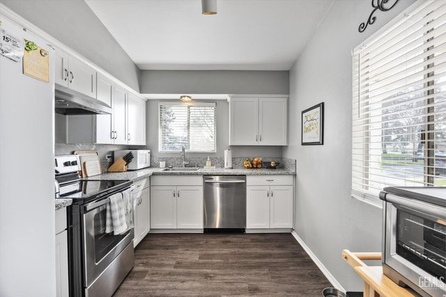 5804 Sundale Ave, Bakersfield, CA 93309