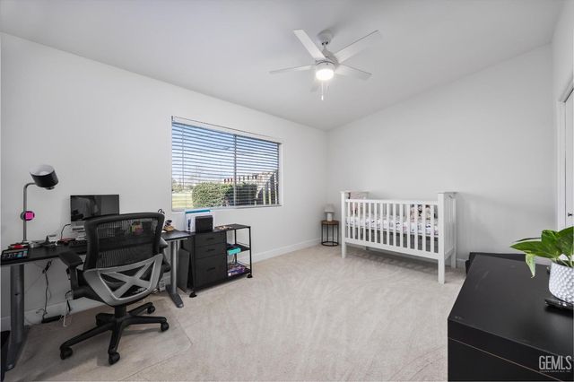 5804 Sundale Ave, Bakersfield, CA 93309