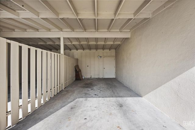 5804 Sundale Ave, Bakersfield, CA 93309