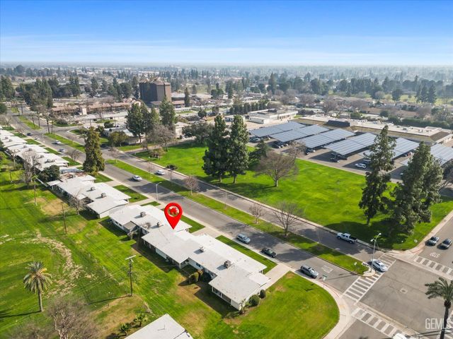 5804 Sundale Ave, Bakersfield, CA 93309