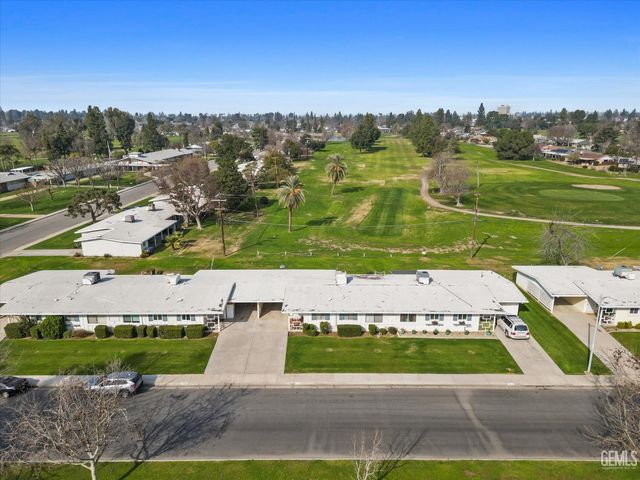 5804 Sundale Ave, Bakersfield, CA 93309