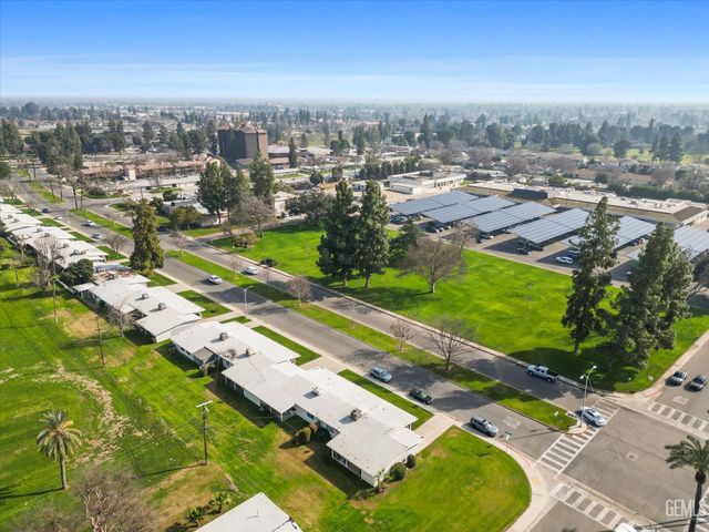 5804 Sundale Ave, Bakersfield, CA 93309