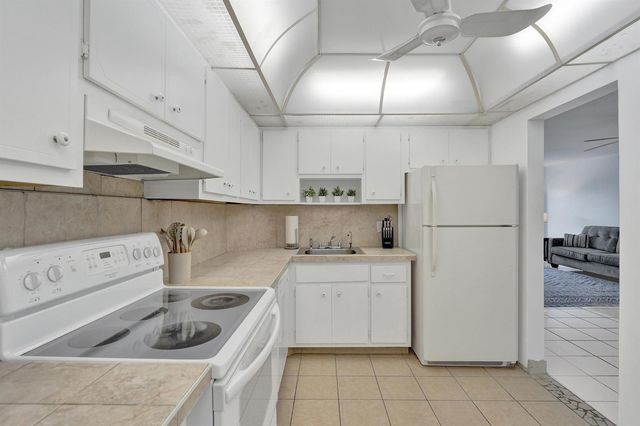 405 N Ocean Boulevard 305, Pompano Beach, FL 33062