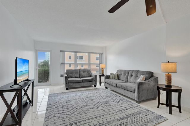 405 N Ocean Boulevard 305, Pompano Beach, FL 33062