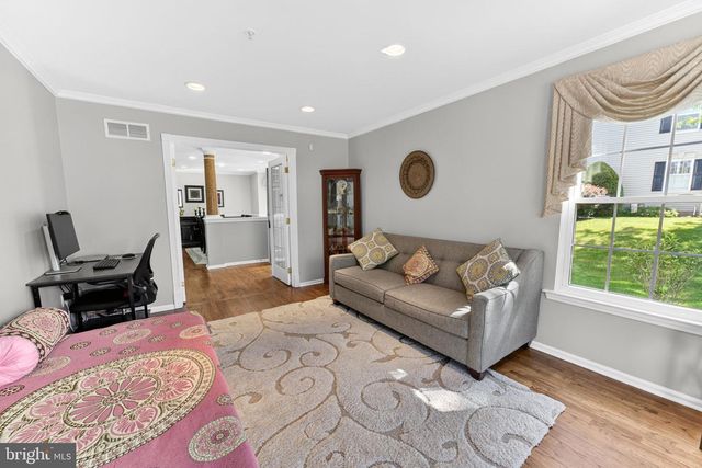 106 JULIAN DR E, Warwick, PA 18974