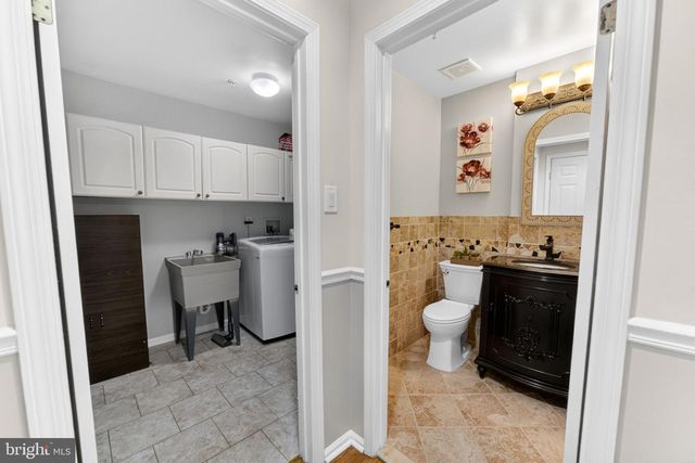 106 JULIAN DR E, Warwick, PA 18974