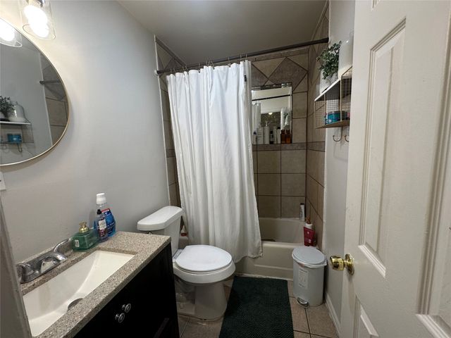 2133 Greenway Street, Arlington, TX 76010