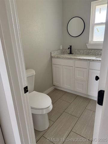 324 SE Wilshire, Bartlesville, OK 74006