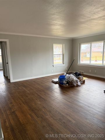 324 SE Wilshire, Bartlesville, OK 74006